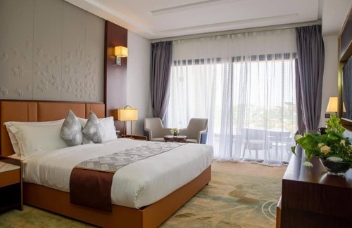 Quartier Industriel Hotel | Waves Aqua Hotel