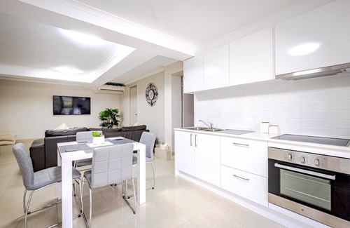 Central Coast Casa | Waves at Wamberal, Wamberal