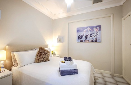 Central Coast Casa | Waves at Wamberal, Wamberal