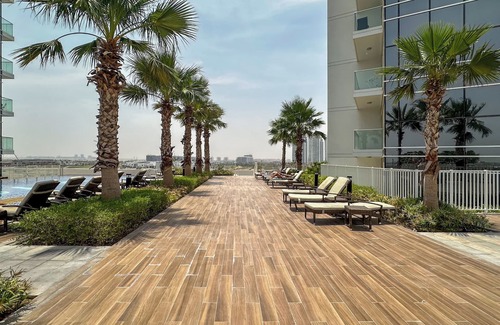 Dubai Apartamento | Waves - Elegant 28th Floor Studio in Carson A, Damac Hills