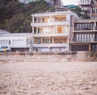 Herolds Bay Casa | Waves of Grace Seafront Villa