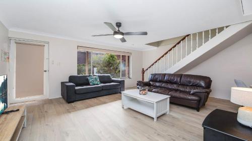 Umina Beach Casa | Waves On South - Umina Beach