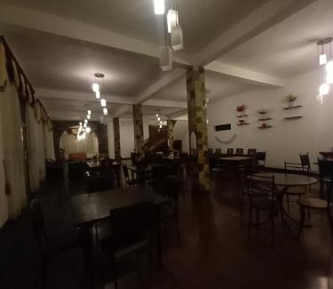 Ambagollapathana Hotel | Waves Rock ella