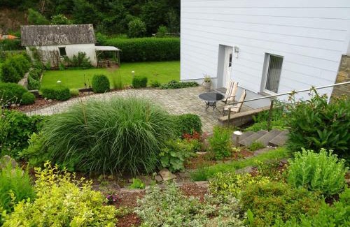 Waxweiler Apartamento | Waxweiler Riverside Retreat