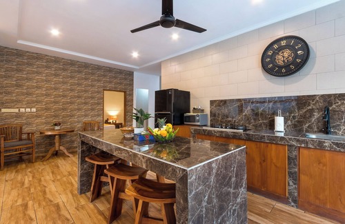 Laksmana Villa | Villa Wayan es una gran villa de 5 dormitorios en el corazón de Seminyak