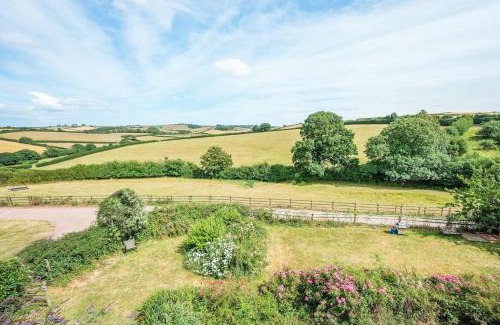 Liverton Casa | Wayeview Cottage on working Devon farm