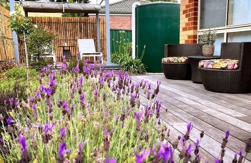 Daylesford Casa | Wayfarer Cottage-walk to town, pet friendly