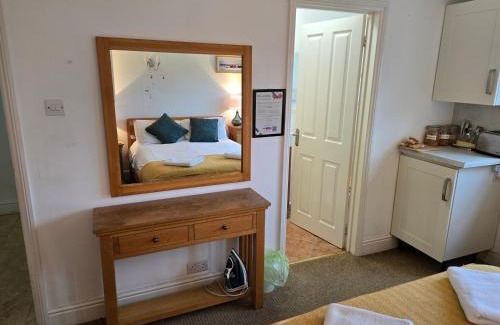 Little Plumstead Cama Y Desayuno | Wayside B&B