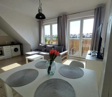 Wesola Apartamento | Wczasowa 5 - dwa pokoje 45m2 z tarasem 12m2