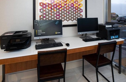 Burlingame Casa | We are committed to making your stay fun comfortable and memorable!!