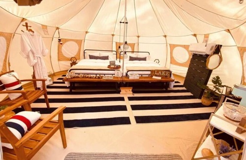 Lincolnton Cabina | We BEElong - (Tent)