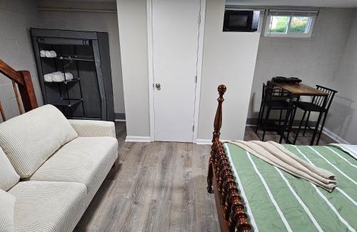 Cameron Village Casa | We can not accommodate Please do not book it