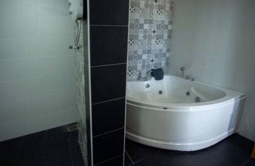 Kuah Hotel | WE Hotel