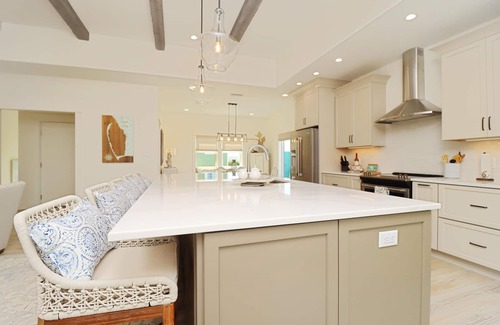 Seagrass Casa | Lulu’s Beach House: Pet Friendly Luxury on CSB