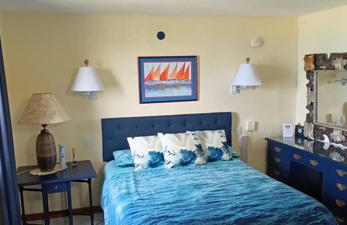 Zona Hotelera Complejo | "WE WELCOME YOU AT OUR LOVELY AND COZY BEACH FRONT STUDIO IN BEAUTIFUL CANCUN"