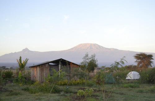 Amboseli Cabina | WE4Kenya Guesthouses