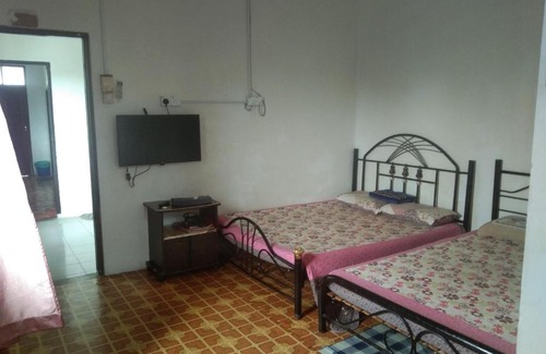 Kampung Semut Api Casa | weaayah guesthouse