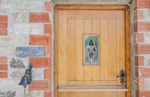 Saint Breward Casa | Weasels Nest