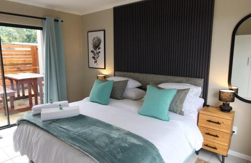 Port Elizabeth Apartamento | Weaver Lane Country Escape - The Rustic Mongoose
