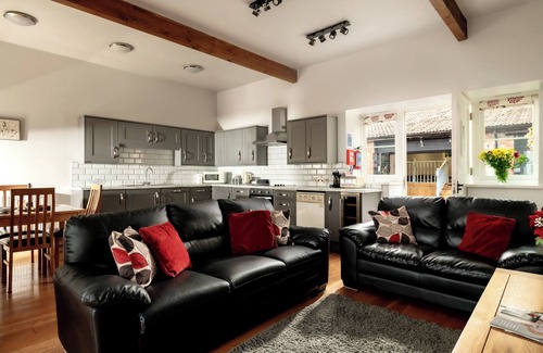 Webbington Cabaña | Webbington Farm Holiday Cottages