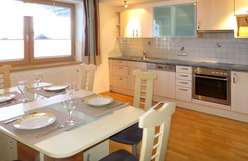 Hollersbach im Pinzgau Apartamento | Weberbauer by Interhome