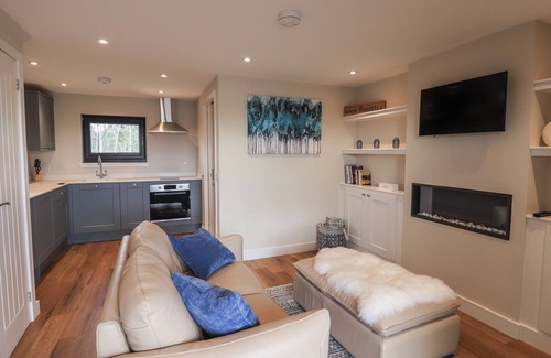 Inverness Cabaña | WEE SMITHY, pet friendly, country holiday cottage in Munlochy
