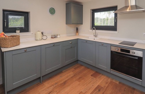 Inverness Cabaña | WEE SMITHY, pet friendly, country holiday cottage in Munlochy