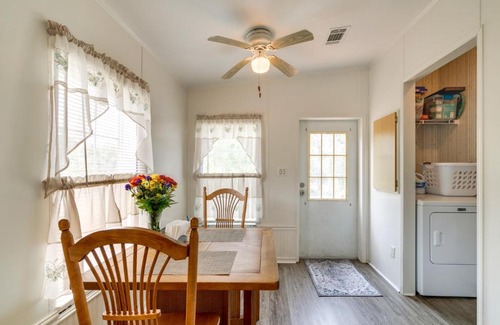 Brooksville Casa | Weeki Wachee Vacation Rental about 13 Mi to the Ocean!