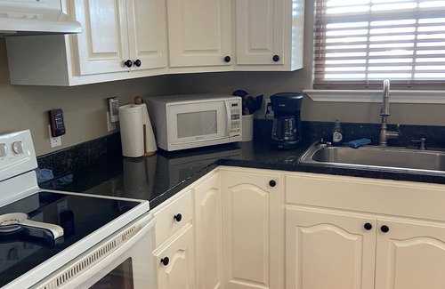 Cedar Lane Casa | WEEKLY DISCOUNT Beach & Sport Fishing Boat House and Pier