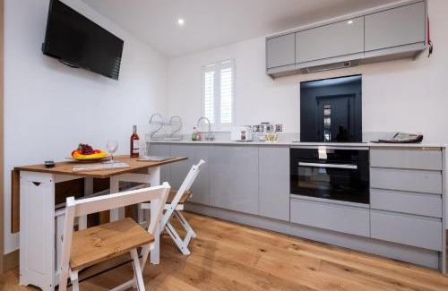 Pettistree Apartamento | Weeping Willow - Three Tuns Apartments, Pettistree, Wickham Market - by Aldeburgh Coastal Cottages