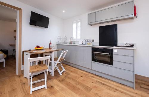 Pettistree Apartamento | Weeping Willow - Three Tuns Apartments, Pettistree, Wickham Market - by Aldeburgh Coastal Cottages