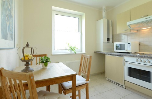 Tarnewitz Apartamento | Wehnsen - Apartment, shower and bath, WC, 2 bedrooms - Hotelanlage Tarnewitzer Hof