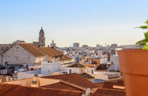 El Ejido Apartamento | wehost La Merced Centro