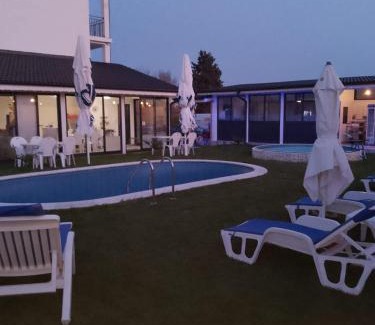 Shkorpilovtsi Hotel | Weißer Schwan Белият лебед