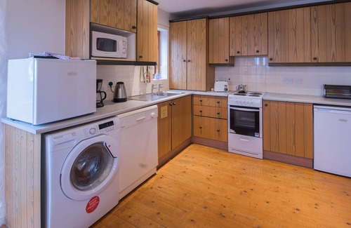 Bushmills Cabaña | Weirs Snout: 3BD Cottage