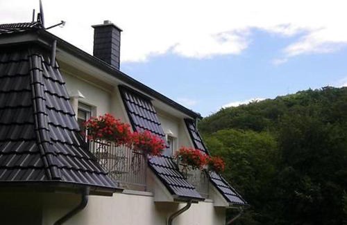 Bad Suderode Apartamento | Weisses-Haus-am-Kurpark-Fewo-Bergblick