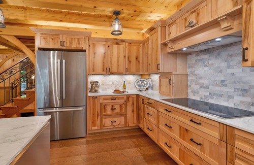 Meredith Casa | Wekepeke Point Estate on Lake Winnipesaukee
