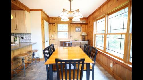 Thornton Casa | Welch View 68, T