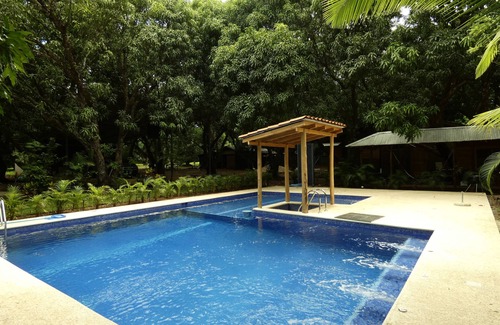 Cañafístula Apartamento | Bienvenidos a Mango – Tu Refugio de Bienestar en la Naturaleza