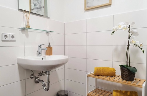 Brandenburg an der Havel Apartamento | Welcome to HOGULU - House 1, Apartment 5 in Brandenburg an der Havel!