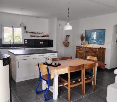 Moutiers-les-Mauxfaits Casa | Welcome to Najat's