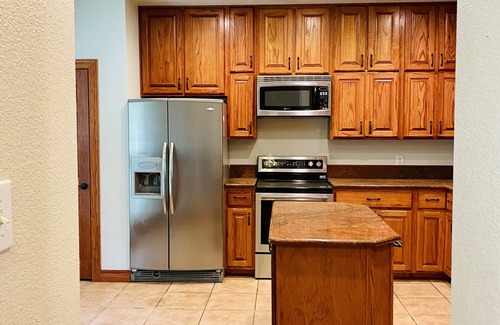 Leakey Casa | Welcome anytime, 55 yards to the Frio river