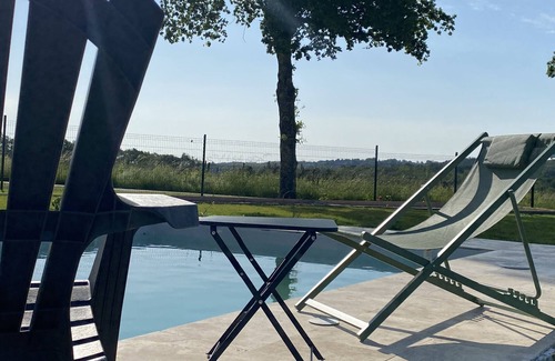 Gardegan-et-Tourtirac Casa | Welcome "Chai We"! Completely renovated house near Saint Emilion