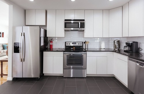 Monte Vista Apartamento | Welcome Home to SoHil Flats Unit 1! Fully-furnished & All bills paid!