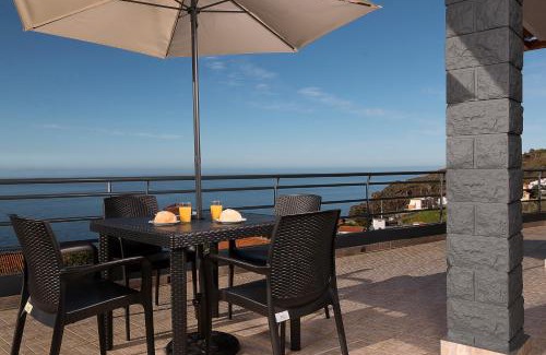 Estreito da Calheta Casa | Welcome home, with a fantastic view, sunrise & sunsets