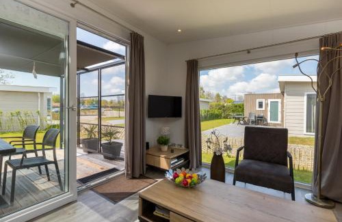 Heinkenszand Chalet De Esquí | Welcome in - Hart van Zeeland