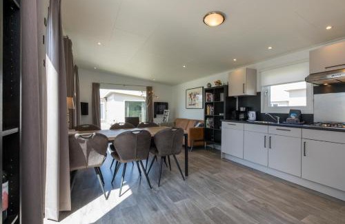 Heinkenszand Chalet De Esquí | Welcome in - Hart van Zeeland