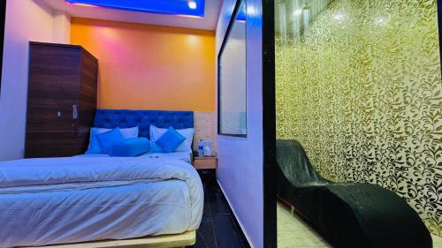 Chembur East Hotel | Welcome Star