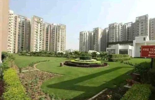 Zirakpur Apartamento | Welcome! Stunning flat available for your stay!