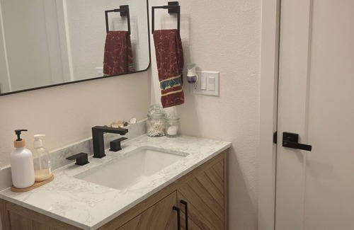 South Tacoma Casa | Welcome to 1-bedroom in Tacoma with WiFi